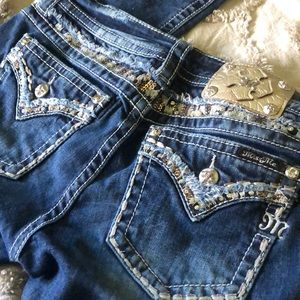 Miss Me size 28 straight inseam 33 1/2